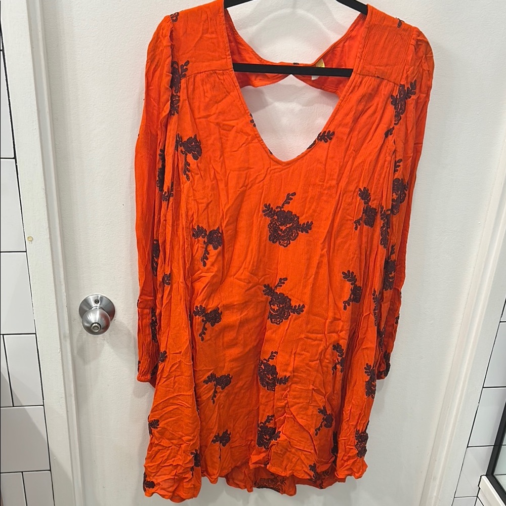 Free People Long Sleeve/Key Hole Back Boho Orange Floral Embroidery Dress